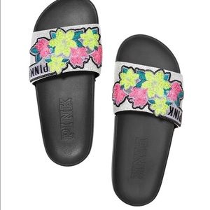 NWT pink bling slides sz medium